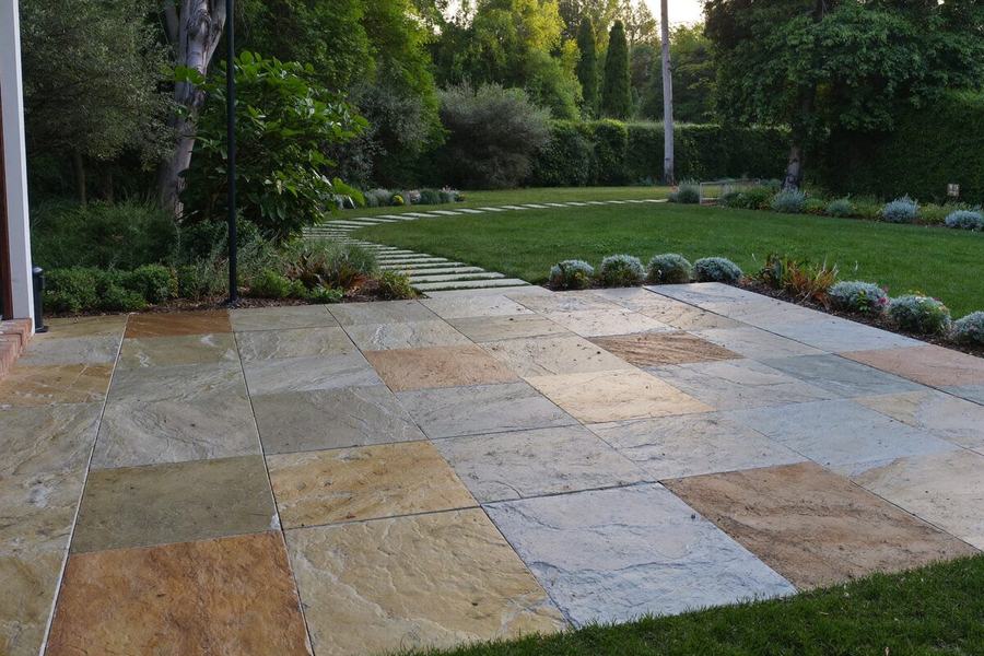 Sample landscaping website design
